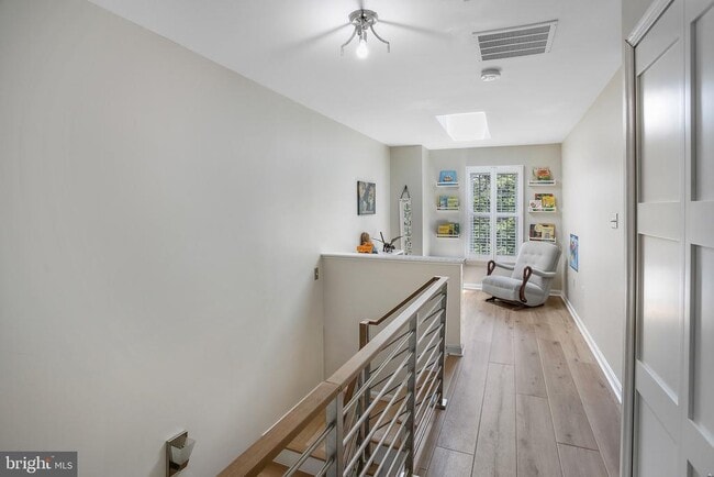 Building Photo - 7433 Hatherleigh Ct