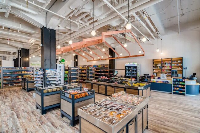 Building Photo - 309 Vine St