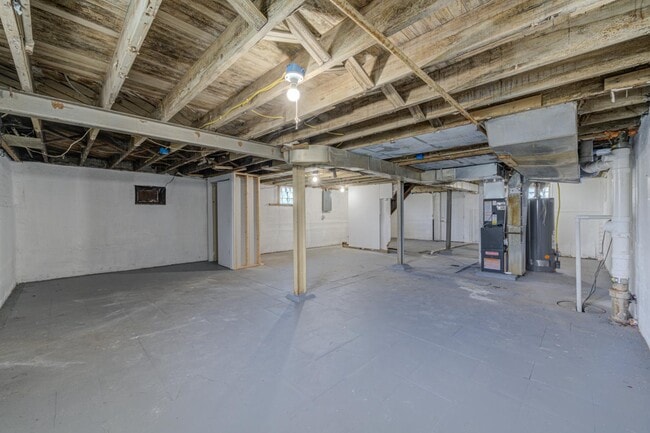 Building Photo - 6997 Edison Ave