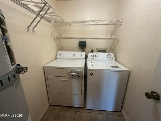 Building Photo - 1500 Ellendale Ct