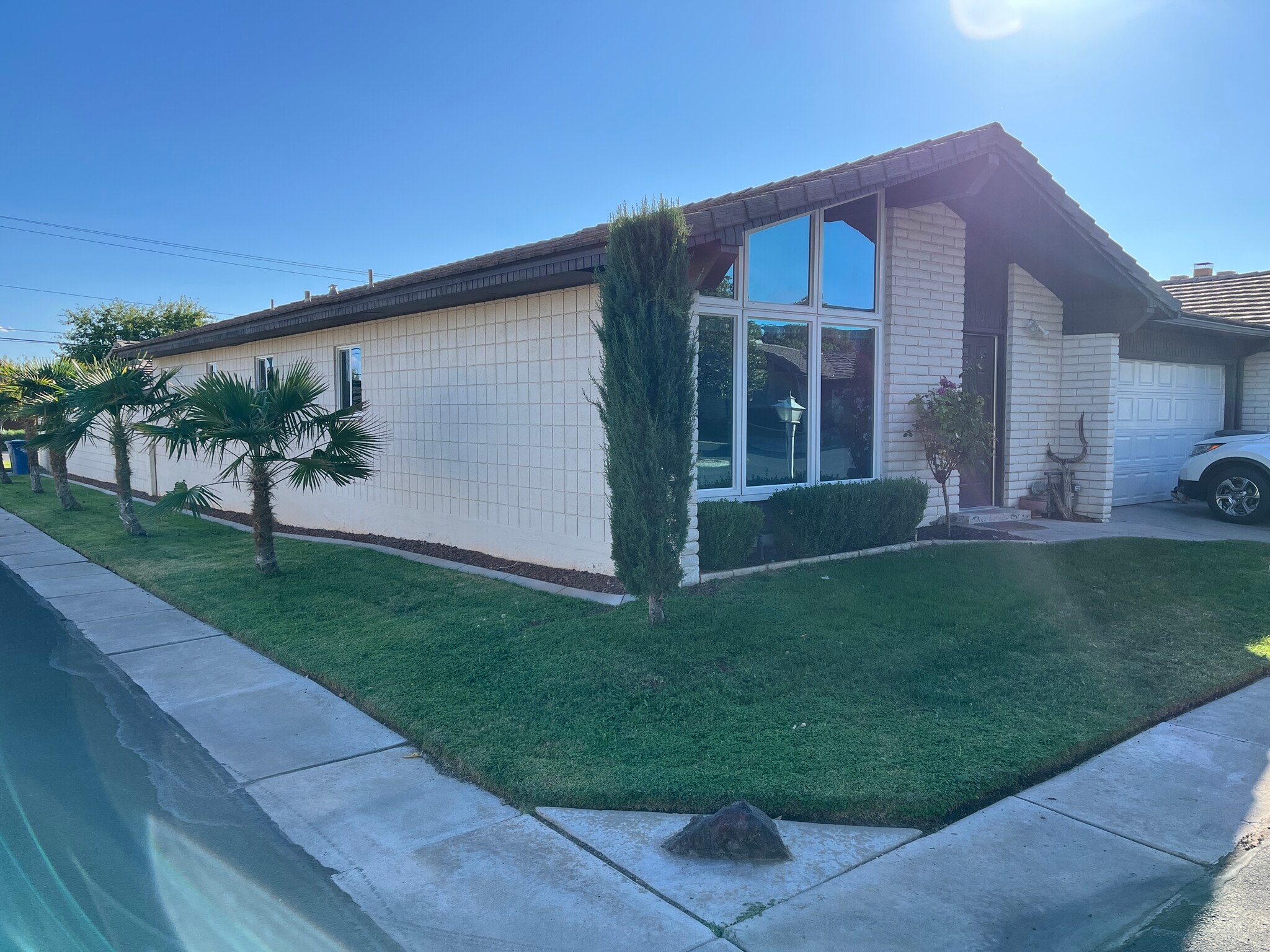 Building Photo - 55 E 700 S