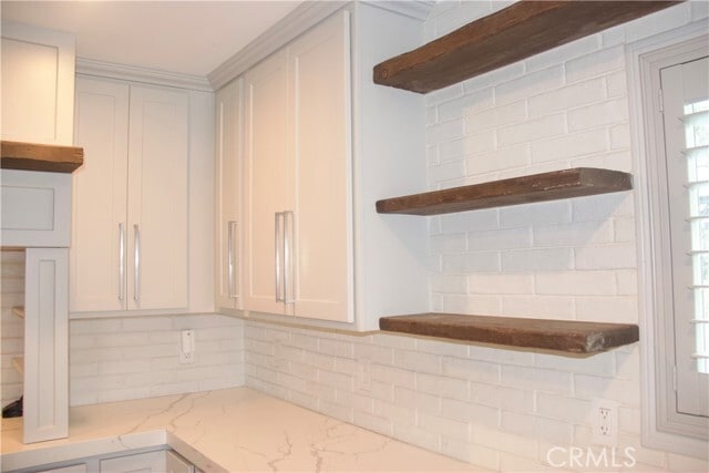 Building Photo - 9621 Central