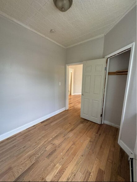 Building Photo - 164 W Bigelow St