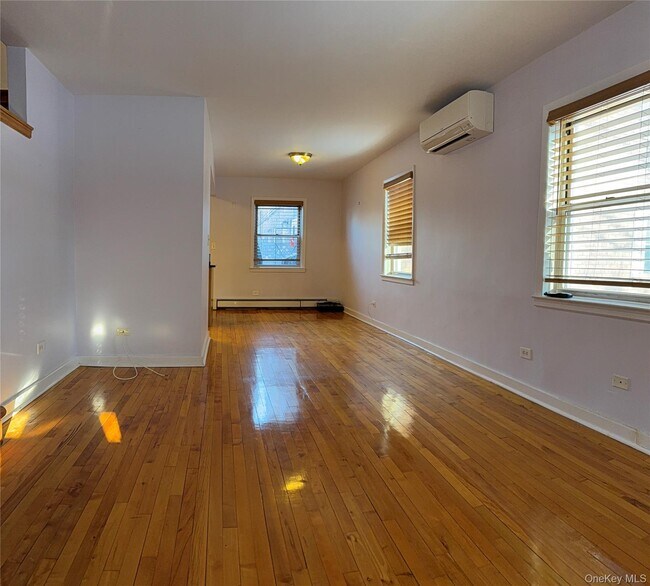 Building Photo - 110-51 64th Rd