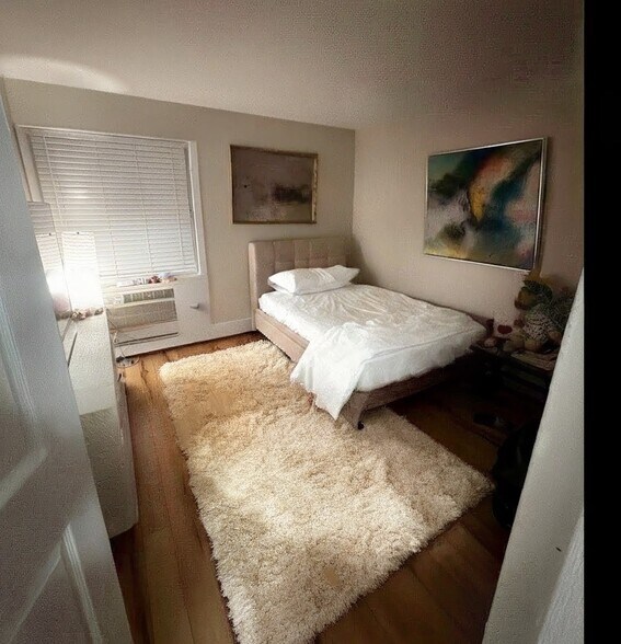 Building Photo - 331 Cricket Ln