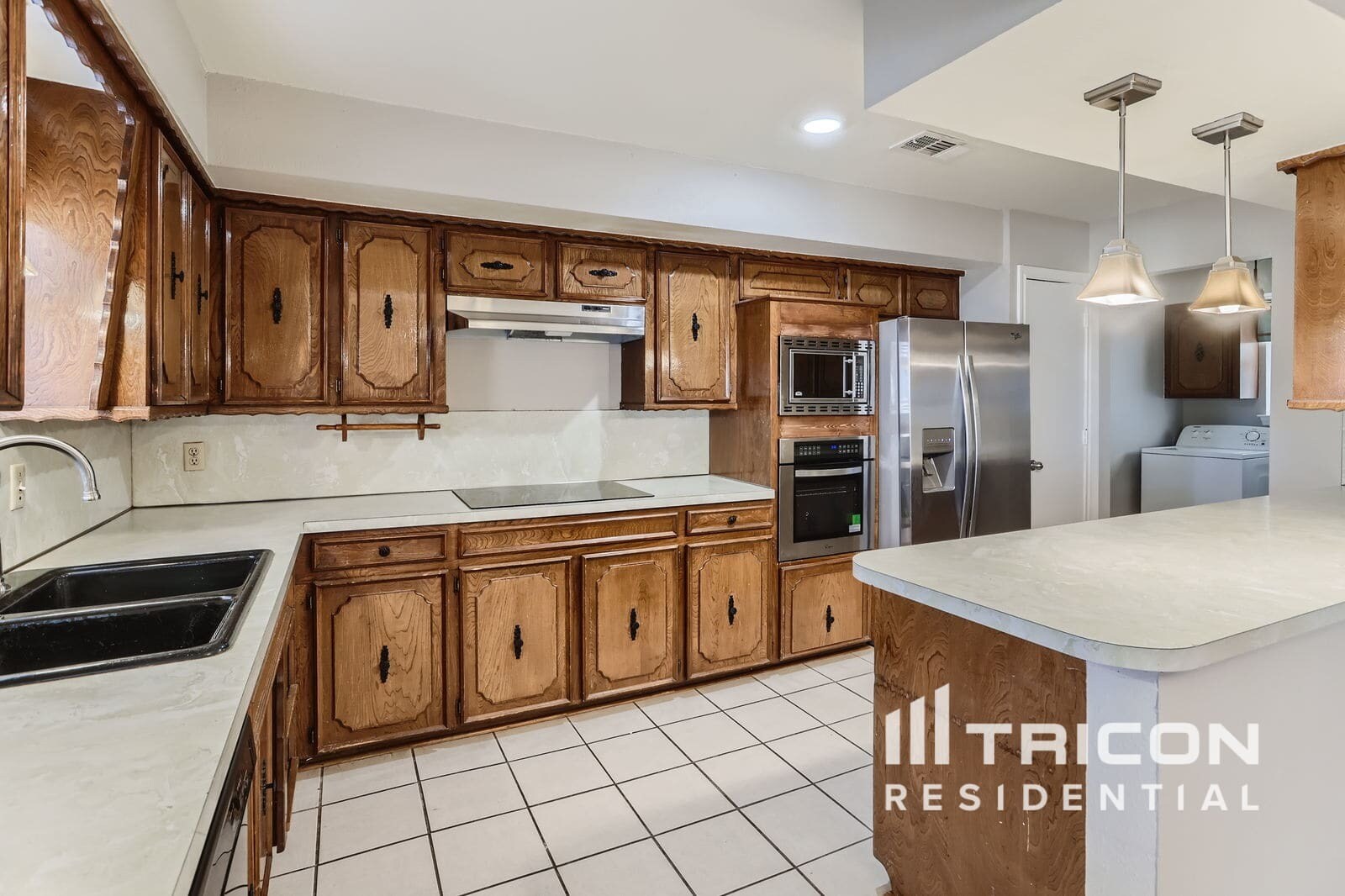 Building Photo - 606 Meadow Grove Dr