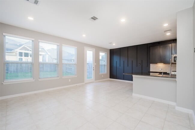 Building Photo - 1826 Ryon Falls Dr