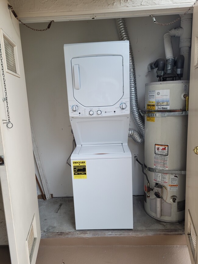 Laundry room: washer and dryer - 2 yrs 4 mths old - 13006 Wimberly Sq