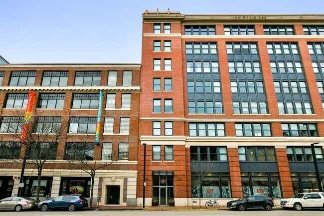 Building Photo - 285 Columbus Ave