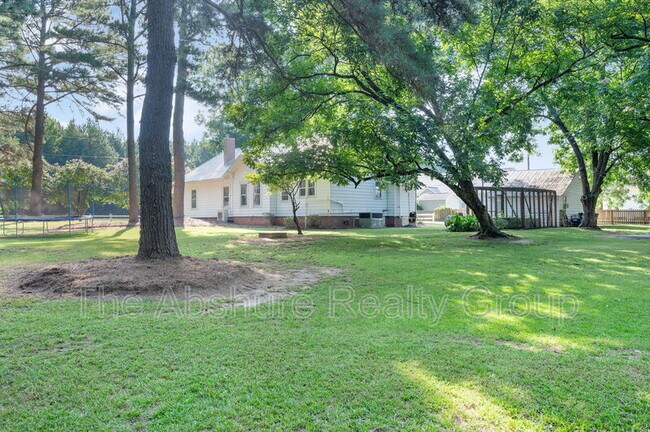 Building Photo - 362 Chalybeate Rd