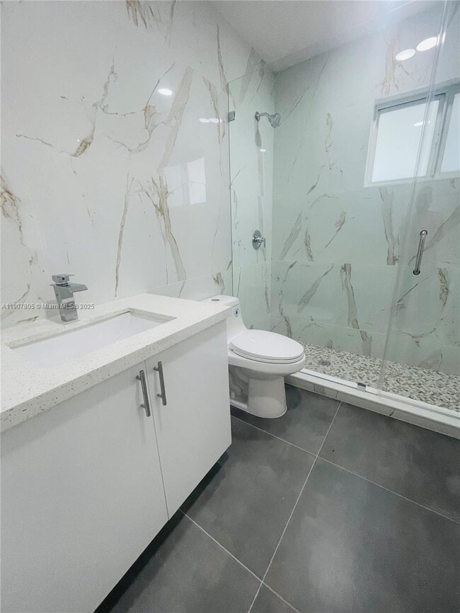 Building Photo - 1145 NW 25th St