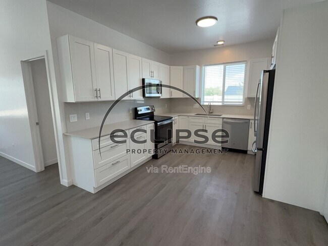 Building Photo - 149 Buena Vista Dr