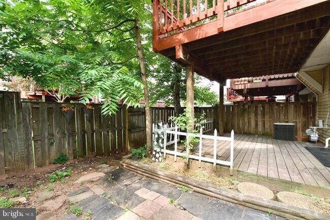 Building Photo - 14552 Woodgate Manor Pl