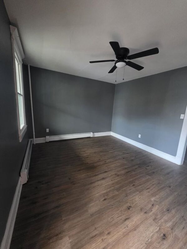 Building Photo - 532 Alder St