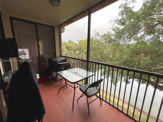Building Photo - 3859 Coral Tree Cir