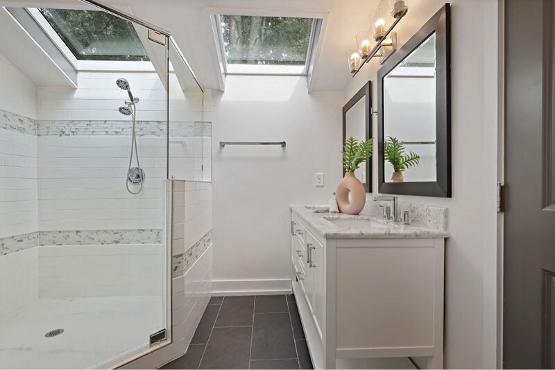 Building Photo - 6841 Woodcreek Ln