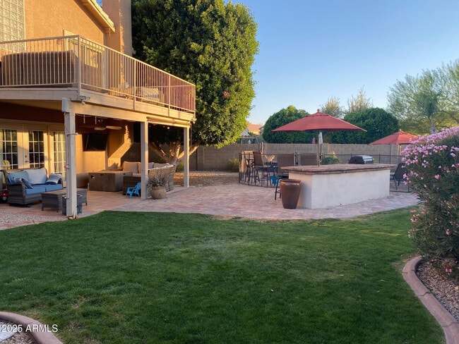 Building Photo - 3798 E Encinas Ave