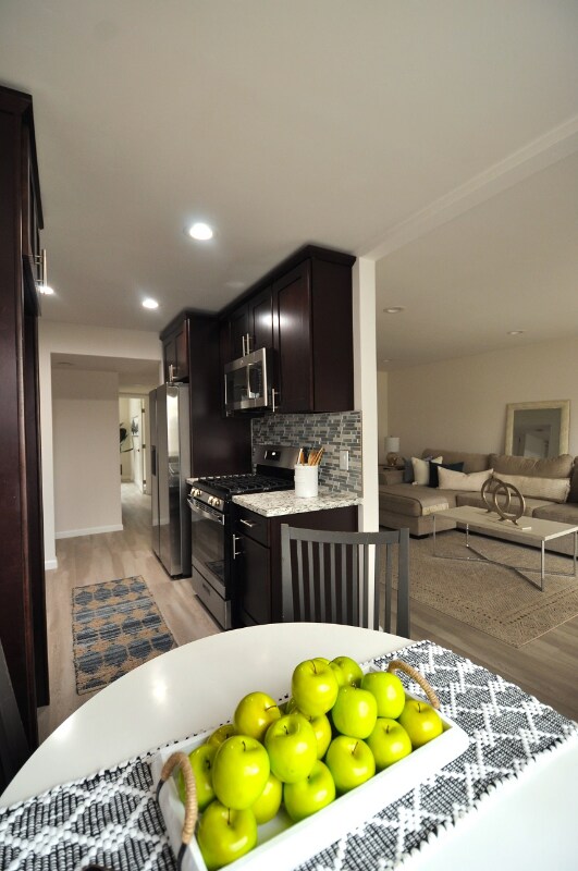 Building Photo - 6620 Linda Vista Rd