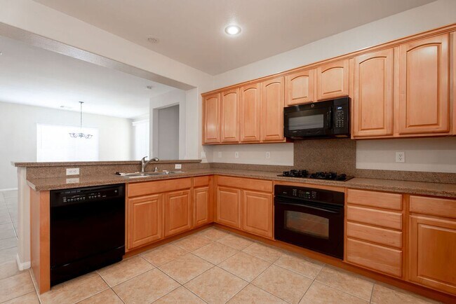 Building Photo - 4433 Weitzman Pl
