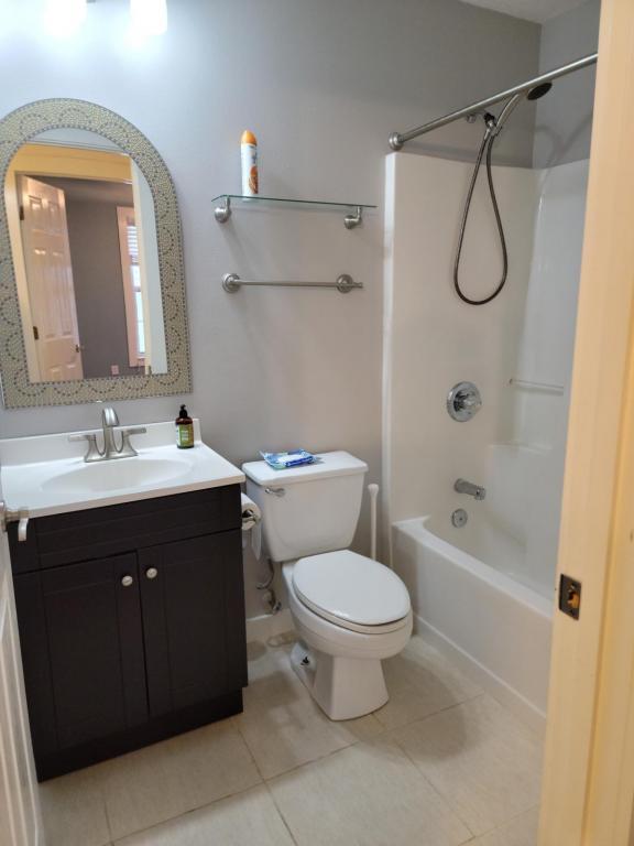 Building Photo - 944 Claeven Cir