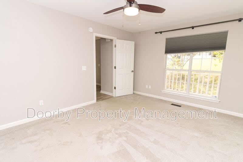 Building Photo - 6911 Gwinnett Ct