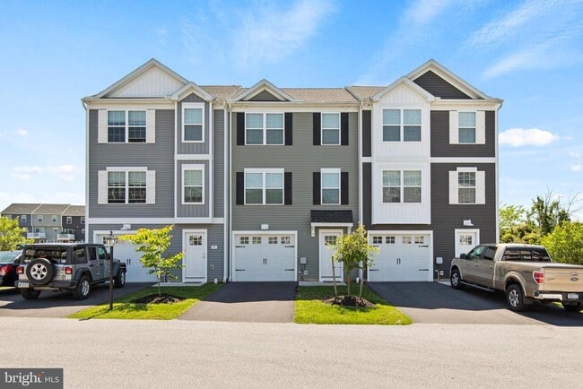 Primary Photo - 2604 Hickorywood Ln