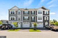 Building Photo - 2604 Hickorywood Ln