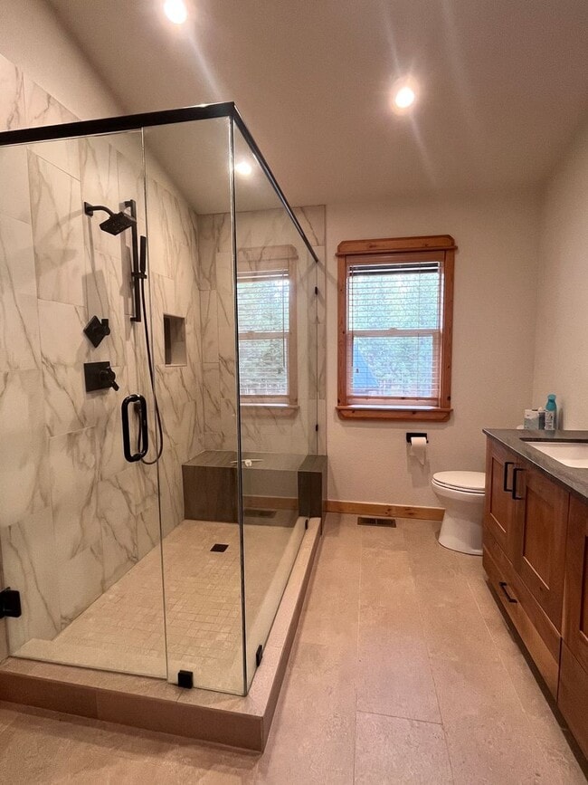 Building Photo - Flexible Lease available in Tahoe Donner - April and May