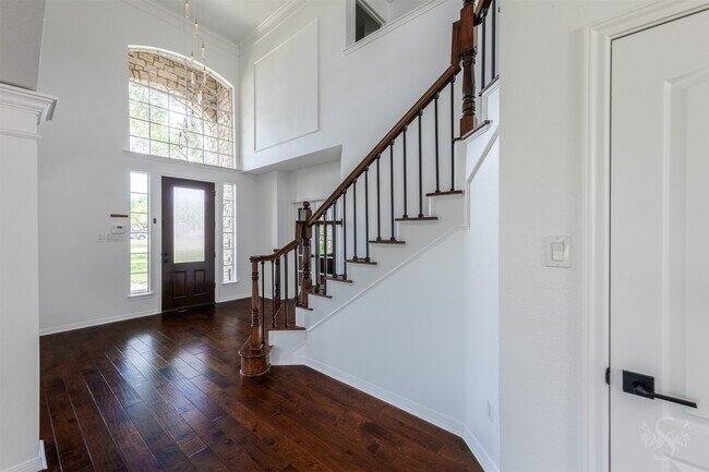 Building Photo - 5534 Weston Dr