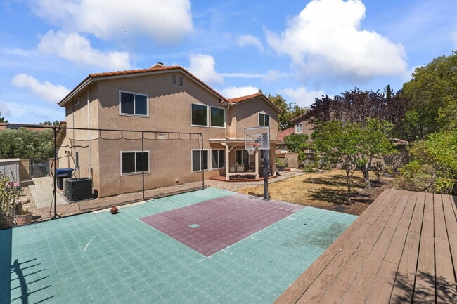 Building Photo - 2814 Caruso Ln