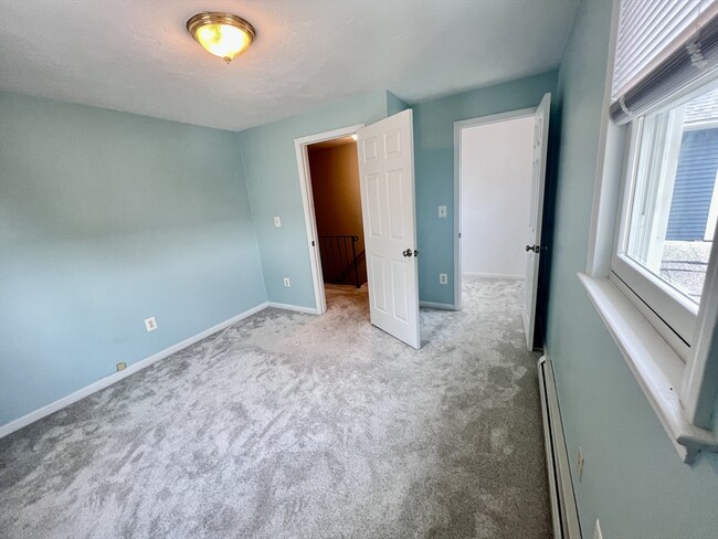 Building Photo - 15 1st St