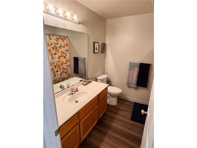 Building Photo - 810 16th St S