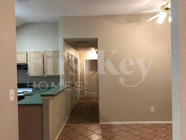 Building Photo - 10640 Towerwood Dr