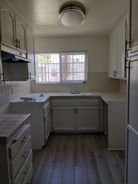 Building Photo - 18935 Sherman Way