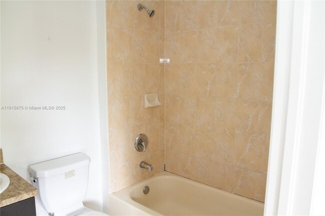 Building Photo - 761 SE 2nd St