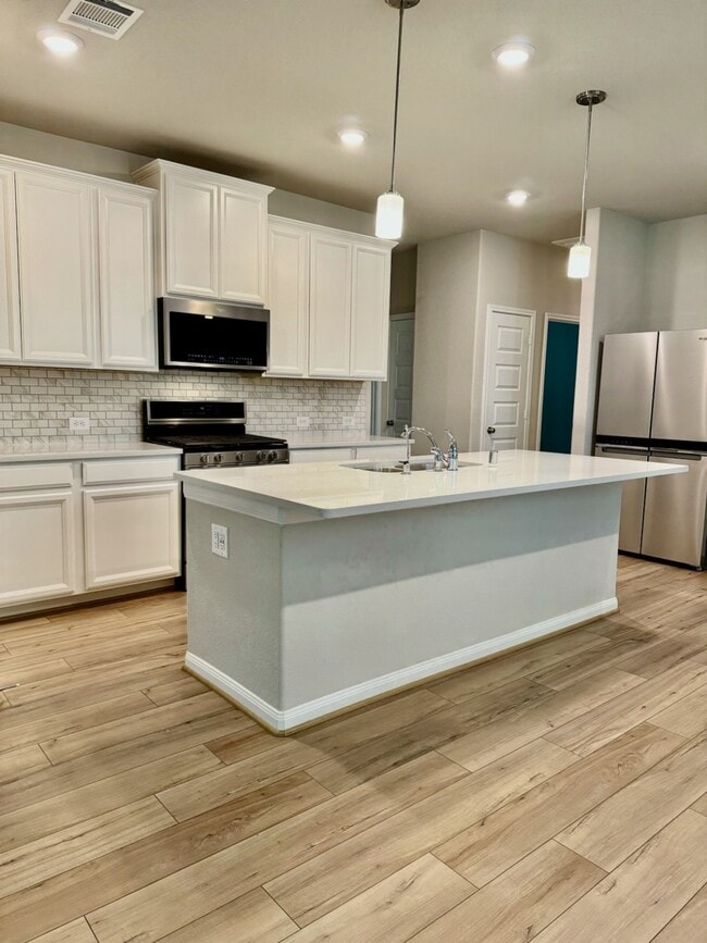 Building Photo - 2038 Myrtle Oak Ct