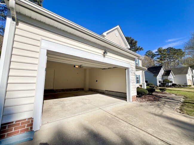 Building Photo - 109 Zebulon Ct