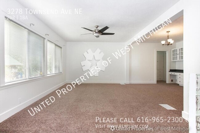 Building Photo - 3278 Townsend Ave NE