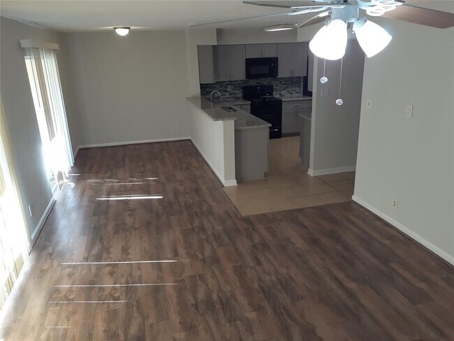 Building Photo - 14515 Wunderlich Dr