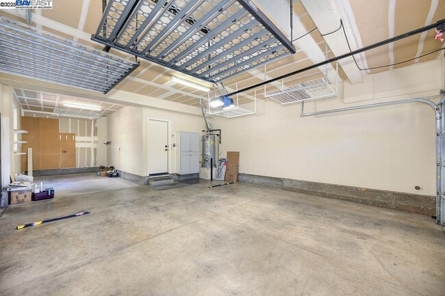 Building Photo - 1207 Villagio Dr