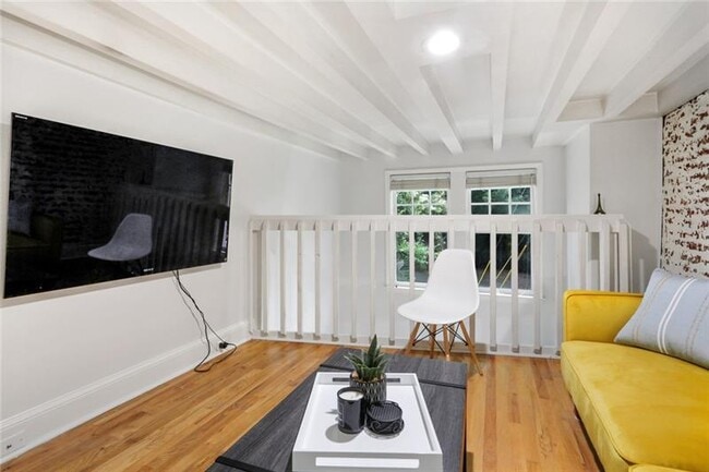 Building Photo - 1078 Piedmont Ave NE