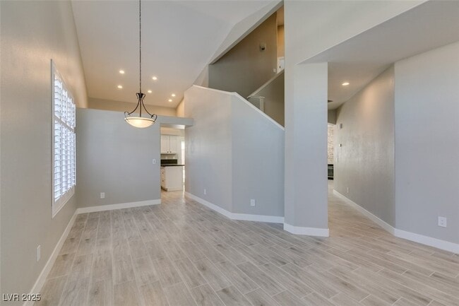 Building Photo - 2452 Silver Blossom Ln