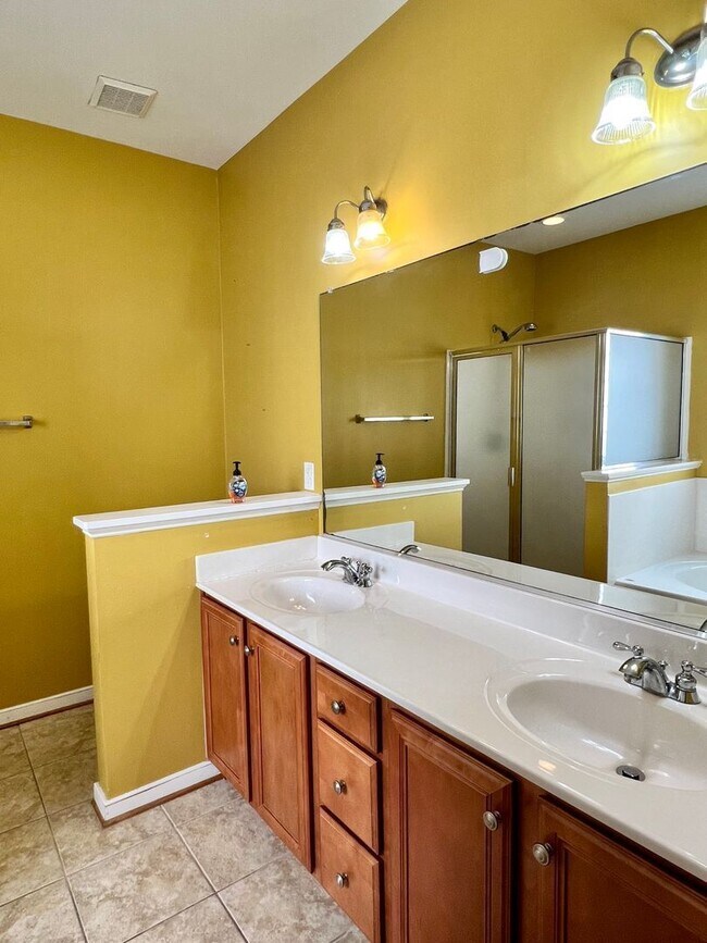 Building Photo - 14448 Ashleyville Ln
