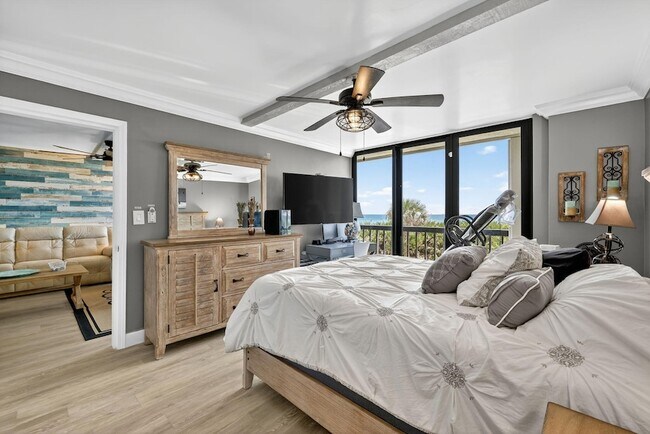 Building Photo - 10680 S Ocean Dr