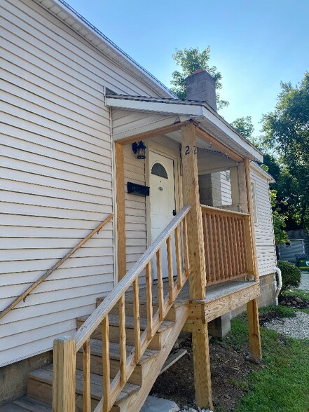 Primary Photo - 1017 N Mantua St