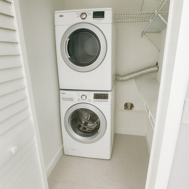 Building Photo - NEWLY RENOVATED 3 BEDROOM, 2 BATH HOME – ALL UTILITIES INCLUDED & NO HOA!