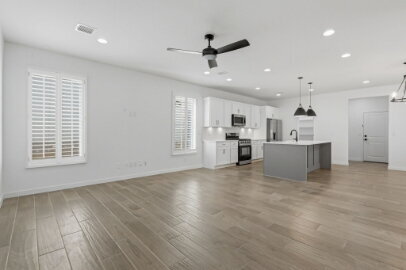 Building Photo - 4512 Mark Avizo