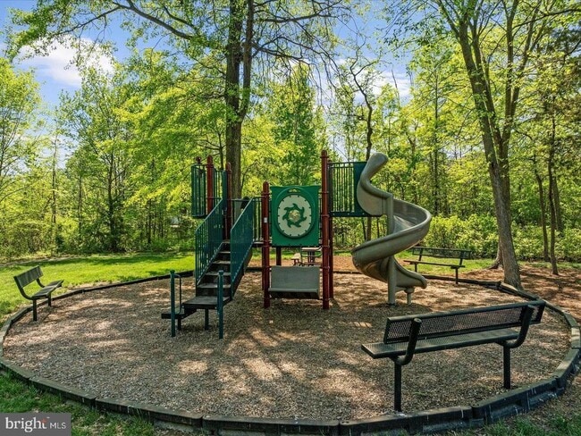 Building Photo - 42033 Bushclover Terrace