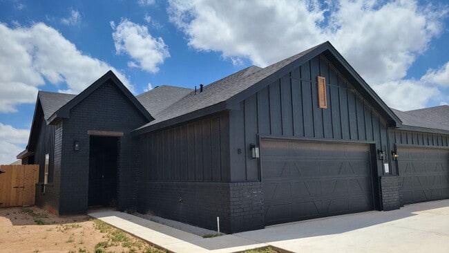 Building Photo - 7125 22nd Pl