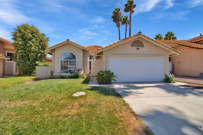 Primary Photo - 40170 Tanager Cir